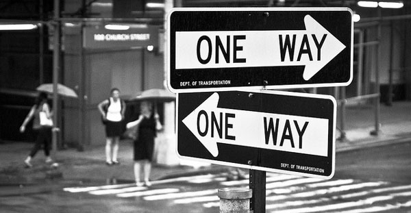 one way signs pointing both ways